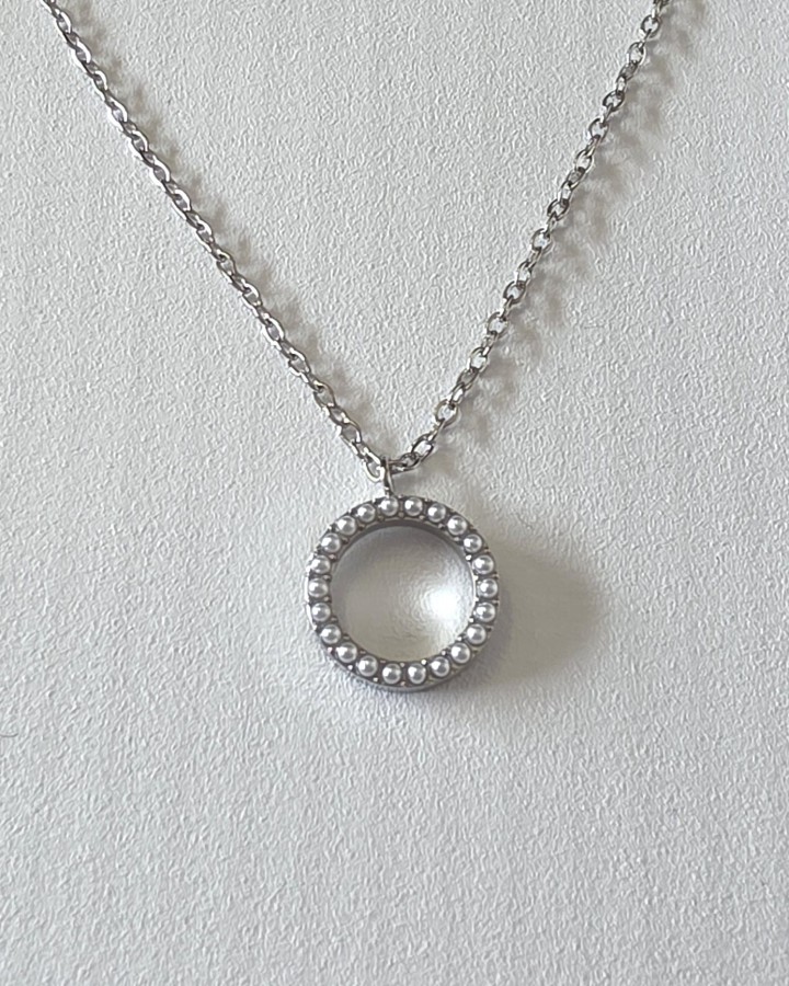 COLLAR CADENA FINA CÍRCULO PERLITAS - ACERO INOXIDABLE