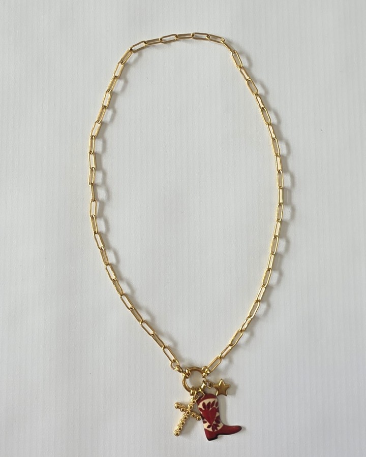 COLLAR CADENA CON CHARMS BOTA COWBOY - ACERO INOXIDABLE