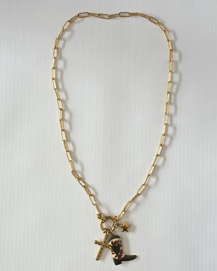 COLLAR CADENA CON CHARMS BOTA COWBOY - ACERO INOXIDABLE