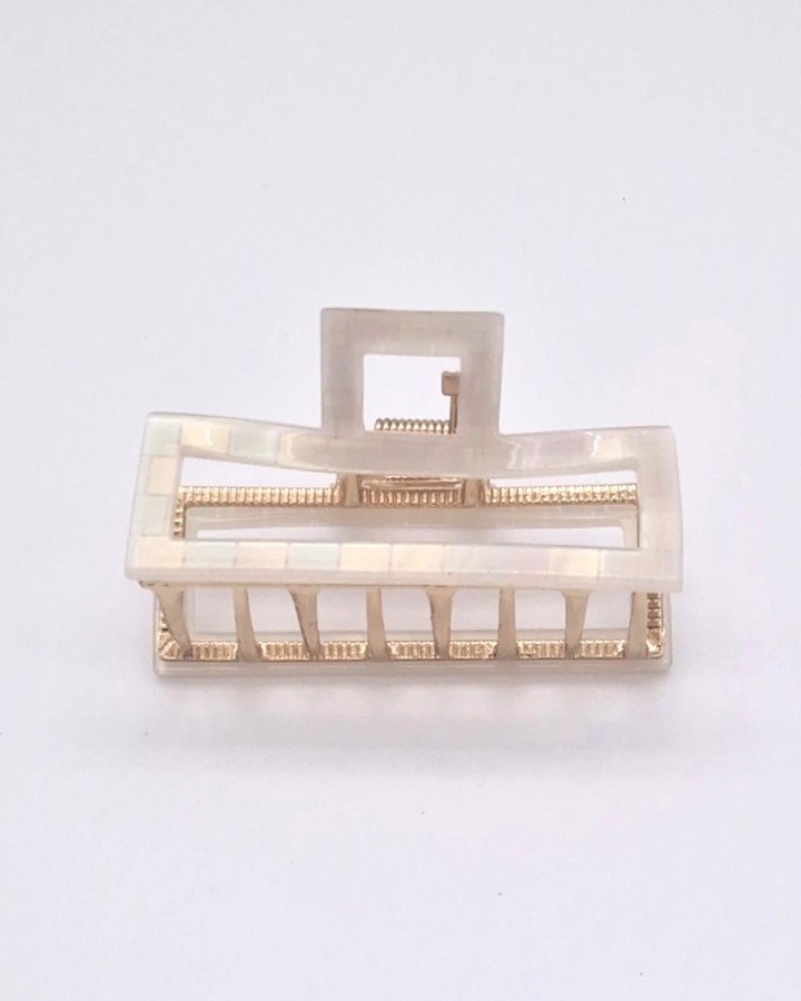 PINZA DE PELO NACARADA RECTANGULAR