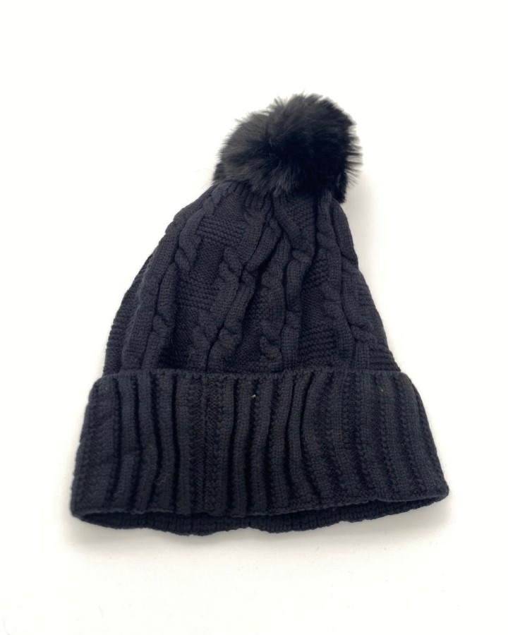 GORRO DE PUNTO TRENZADO