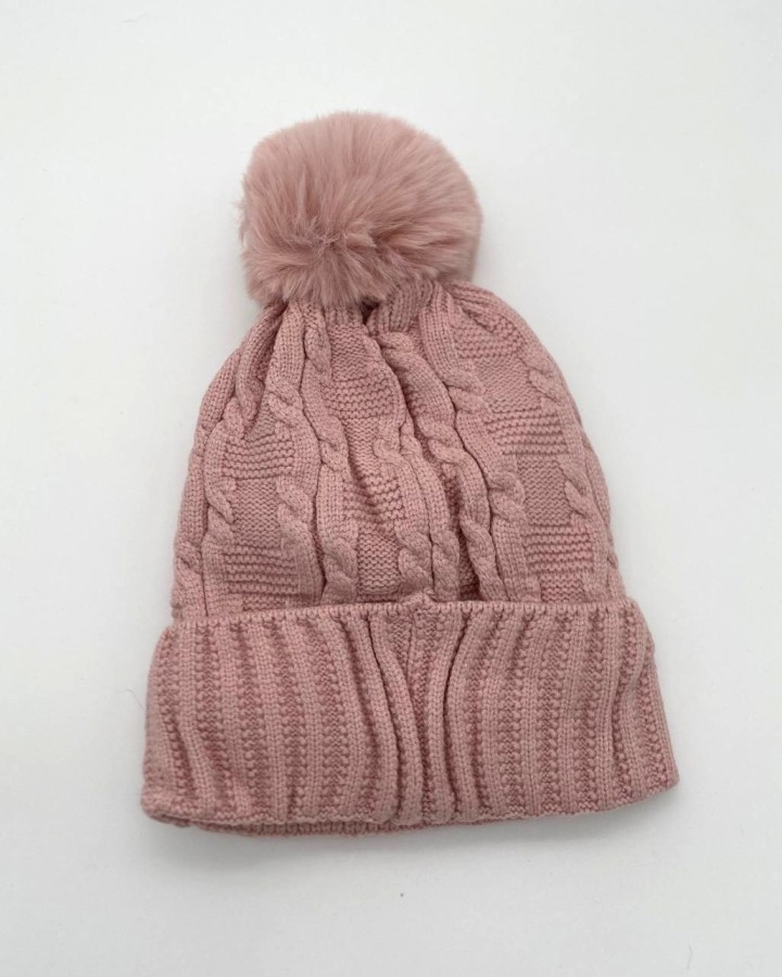 GORRO DE PUNTO TRENZADO