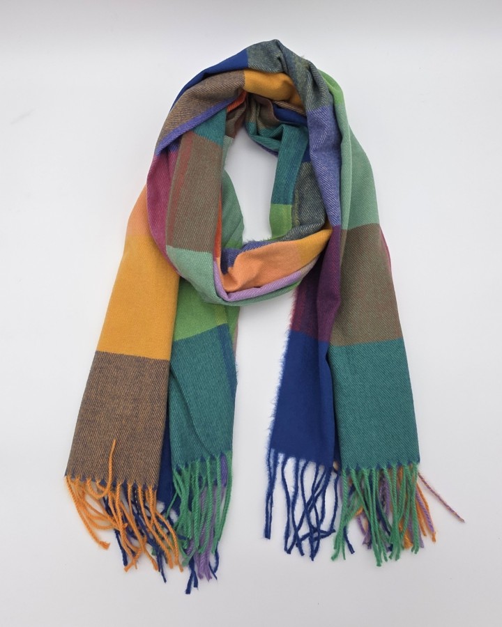 BUFANDA CUADROS MULTICOLOR CON FLECOS