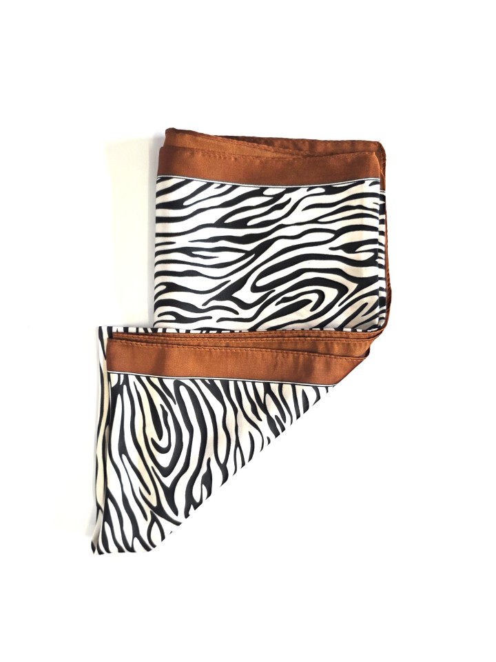PAÑUELO CUADRADO ZEBRA