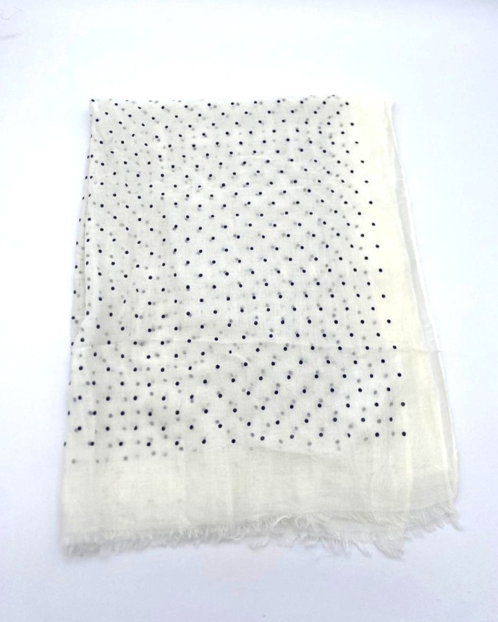 PAÑUELO ESTAMPADO TOPOS