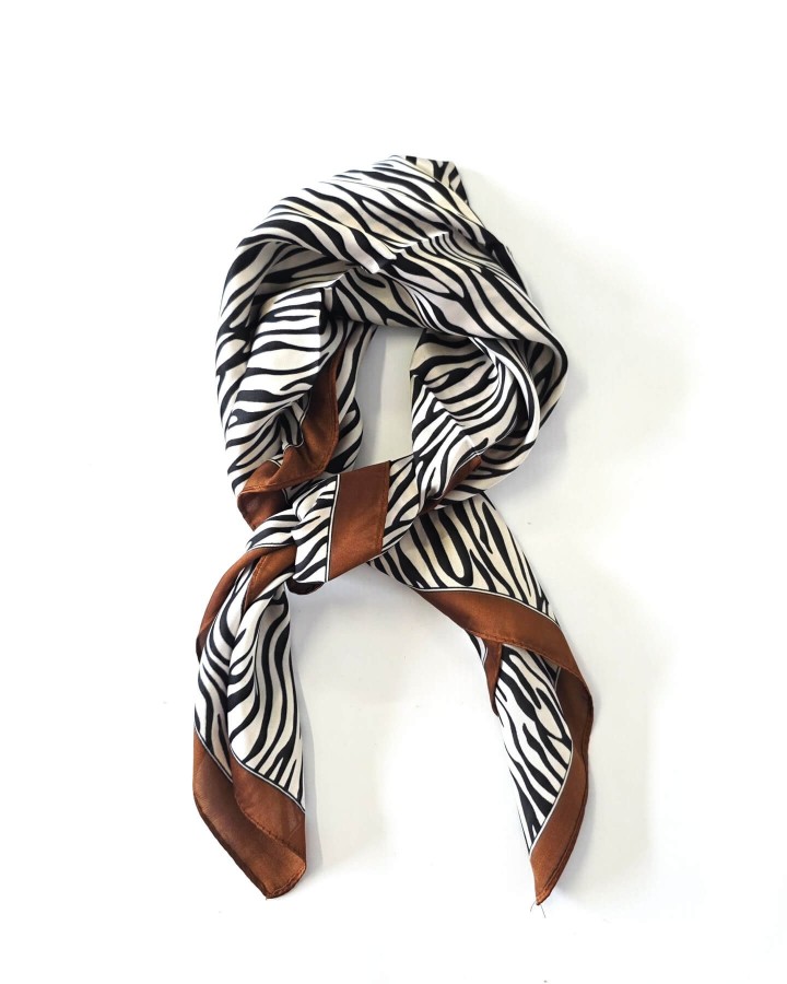 PAÑUELO CUADRADO ZEBRA