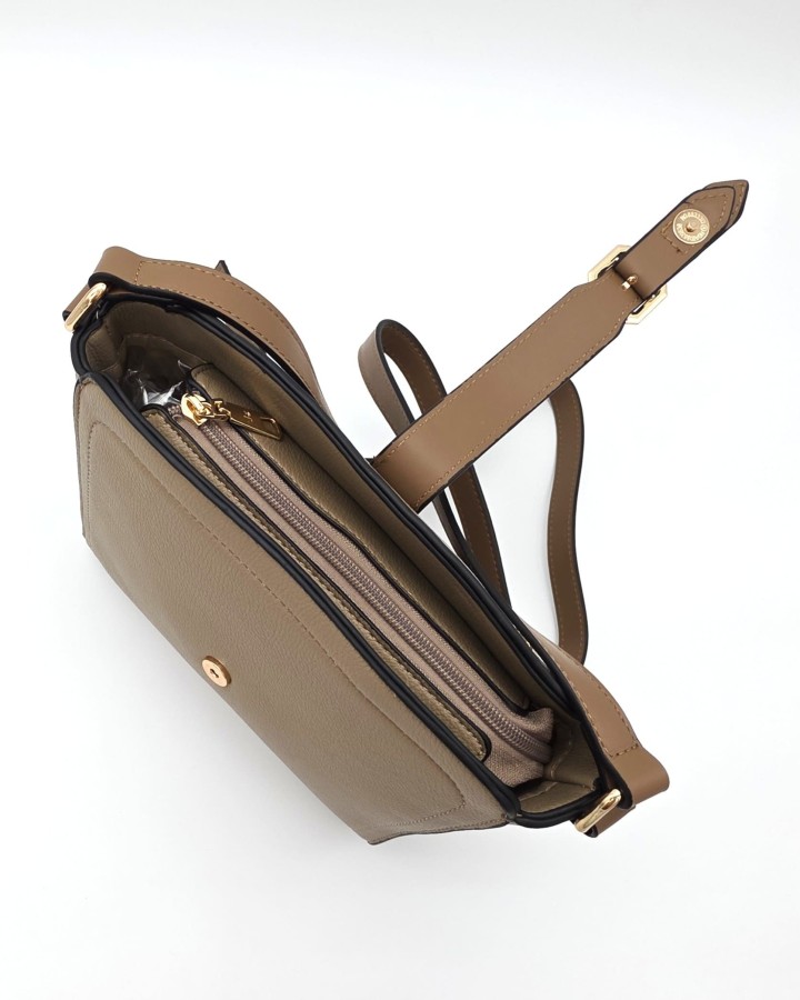 BOLSO BANDOLERA CON HEBILLA