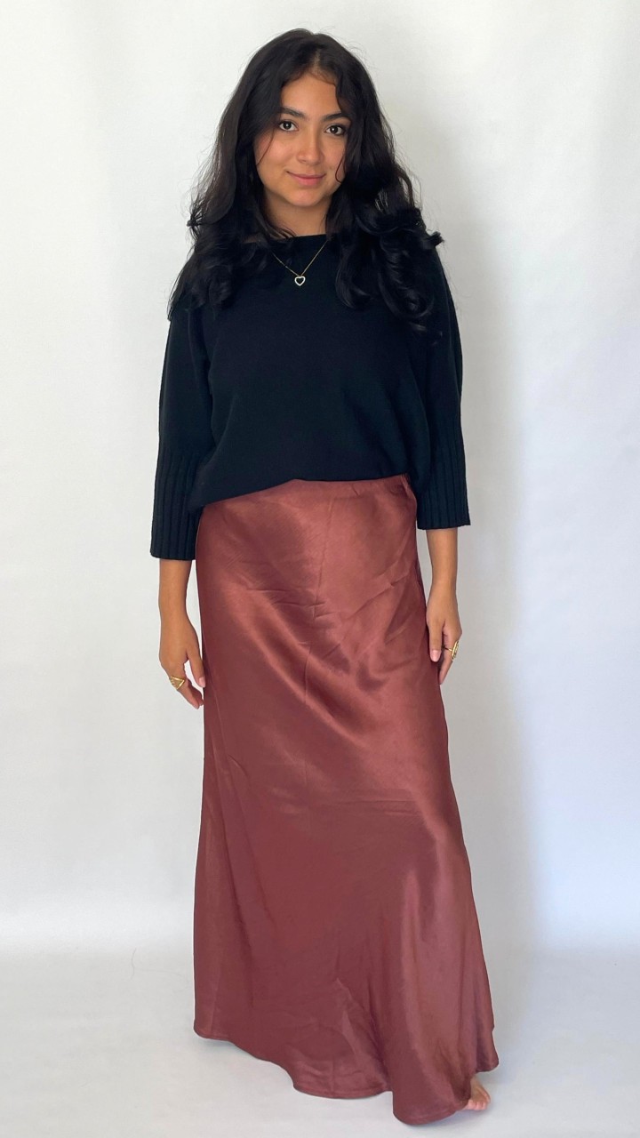 FALDA LARGA SATINADA