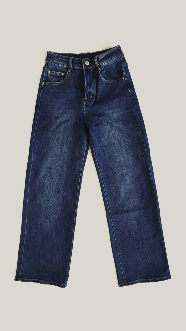 JEANS RECTOS TIRO ALTO