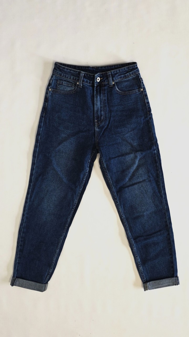 JEANS MOM FIT TIRO ALTO