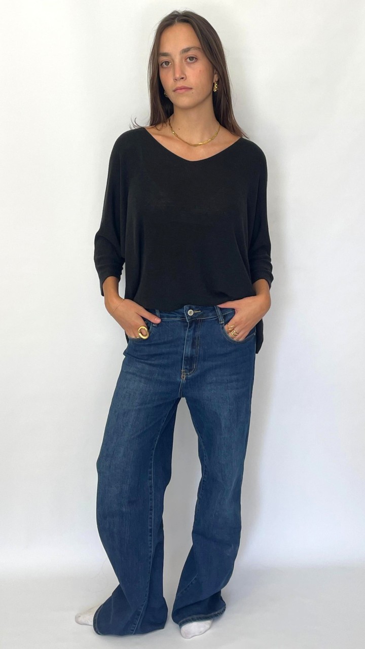 JEANS RECTOS TIRO ALTO