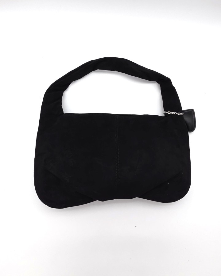 BOLSO DE HOMBRO EFECTO PIEL CON TACHUELAS