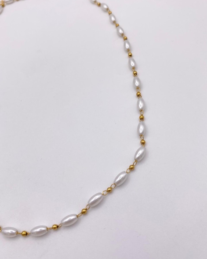 COLLAR CADENA FINA CON PERLAS ALARGADAS - ACERO INOXIDABLE