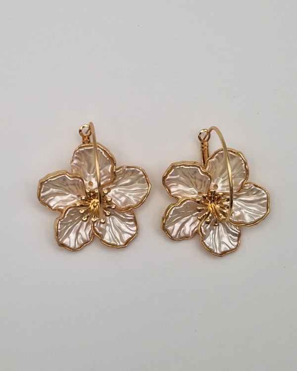 AROS CON FLOR BLANCA