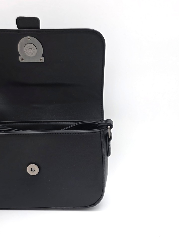 BOLSO BANDOLERA CON HEBILLA TRENZADA